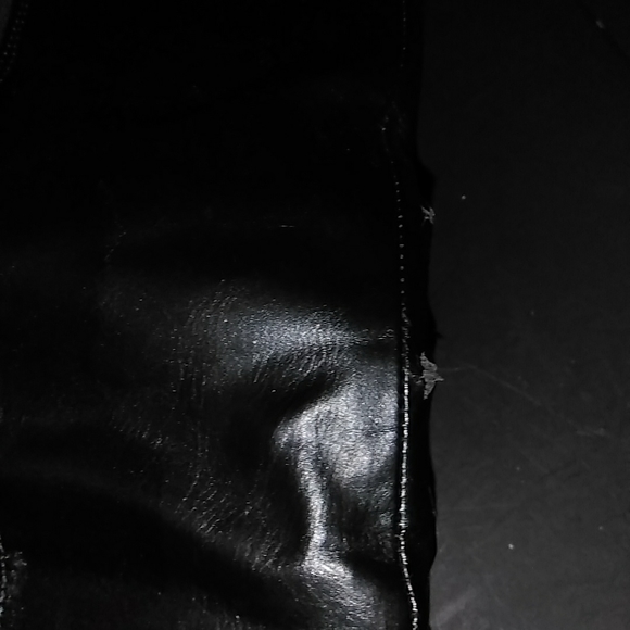 Women Boots - Picture 7 of 10